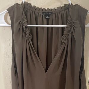Anne Taylor sleeveless dark green top